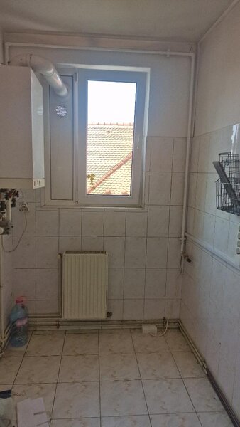 Calea Calarasilor, Hala Traian, semistradal, bloc mixt, centrala termica