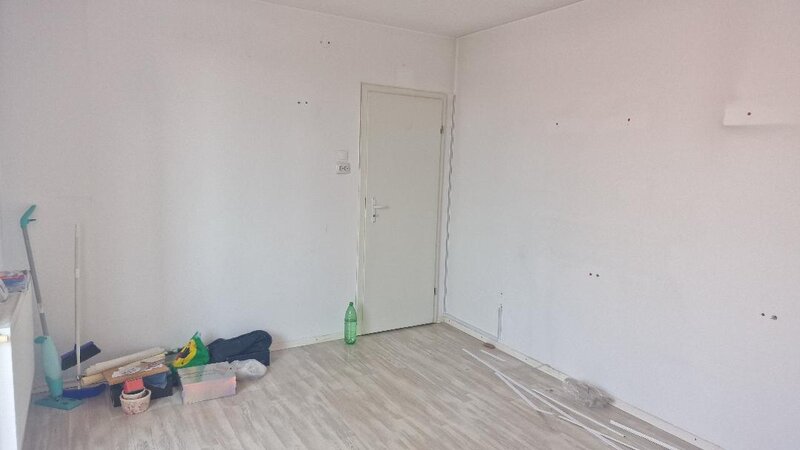 Calea Calarasilor, Hala Traian, semistradal, bloc mixt, centrala termica