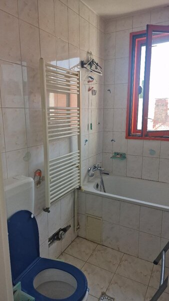 Calea Calarasilor, Hala Traian, semistradal, bloc mixt, centrala termica